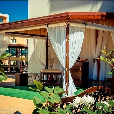 Sunny Nessebar Club *