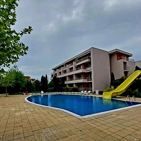 Sunny Nessebar Club